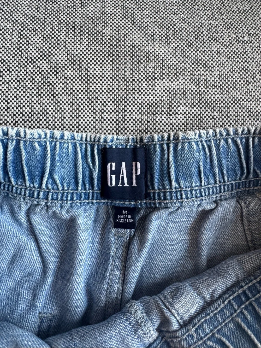 GAP denim drawstring shorts - Picture 2 of 3